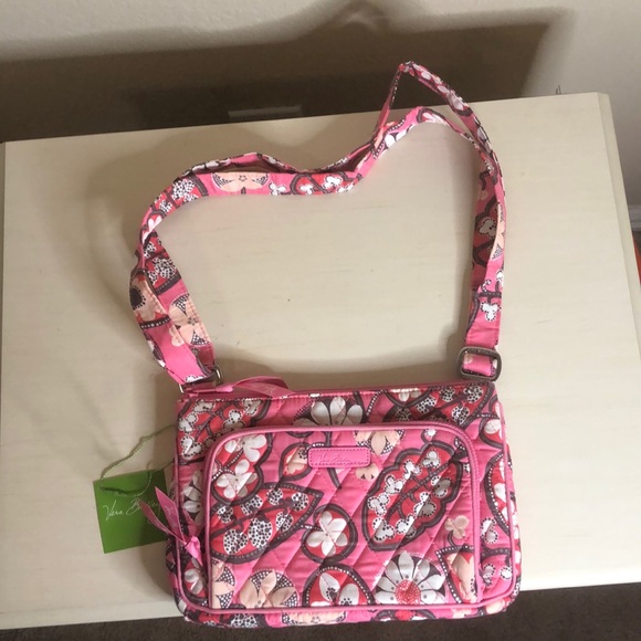 Vera Bradley Handbags - Vera Bradley Cross Body Purse